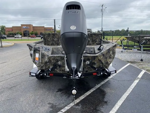 Slide: The Image of Excel BOLT 203 W/ Suzuki Stealth 150 2026 - 4