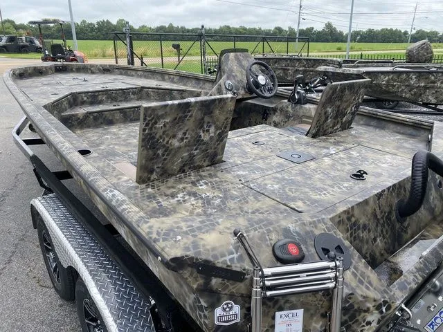 Slide: The Image of Excel BOLT 203 W/ Suzuki Stealth 150 2026 - 7