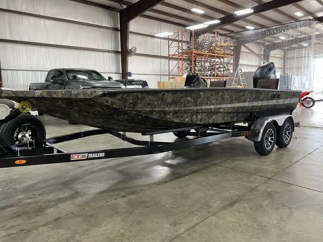 Slide: The Image of Excel BOLT 203 W/ Suzuki Stealth 150 2026 - 9