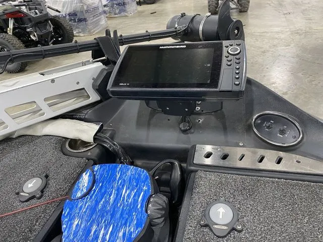 Slide: The Image of Triton 20 TRX Patriot 2019 - 15