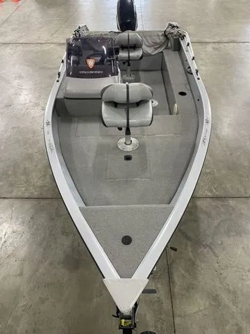 Slide: The Image of Tracker SUPER GUIDE V16 W/ MERCURY 50 2007 - 10