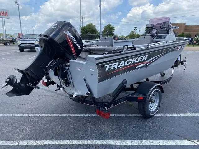 Slide: The Image of Tracker SUPER GUIDE V16 W/ MERCURY 50 2007 - 5