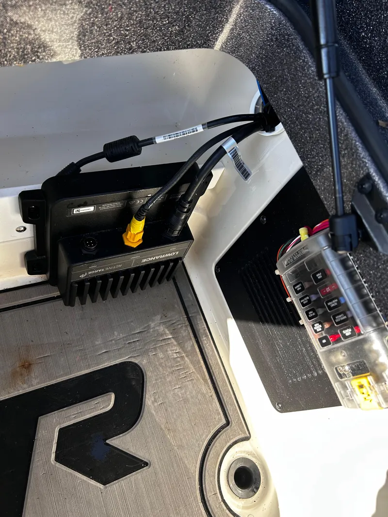 Slide: The Image of 2023 Ranger Z521R Ranger Cup Equipped boat electronics and wiring setup. - 33