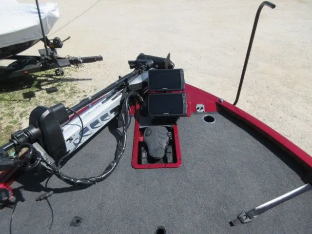 Slide: The Image of Vexus AVX2100 / Mercury 250 ProXS Outboard $79,900 2025 - 12