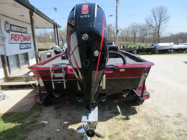 Slide: The Image of Vexus AVX2100 / Mercury 250 ProXS Outboard $79,900 2025 - 5