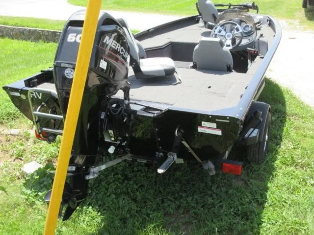 Slide: The Image of Lowe 175 Stinger / Mercury 60Hp Outboard / Trolling Mot 2016 - 7