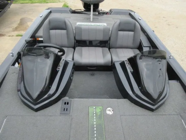 Slide: The Image of Stratos 186 Bass Boat Pkg / Mercury 115 PRO XS 2015 - 12
