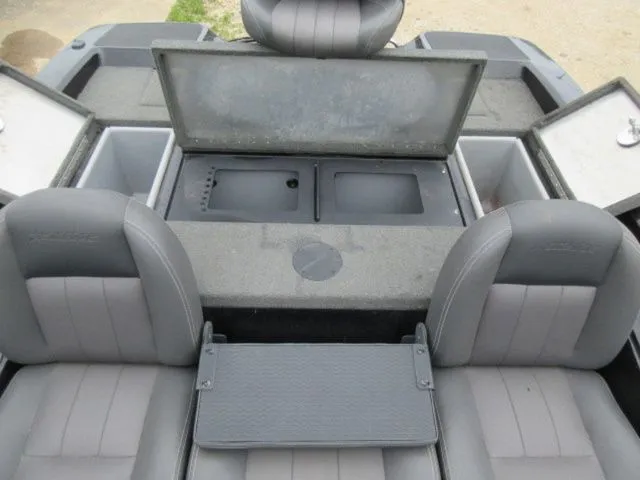 Slide: The Image of Stratos 186 Bass Boat Pkg / Mercury 115 PRO XS 2015 - 17