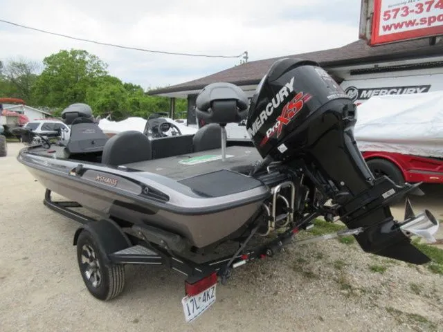 Slide: The Image of Stratos 186 Bass Boat Pkg / Mercury 115 PRO XS 2015 - 3