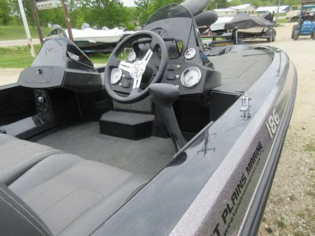 Slide: The Image of Stratos 186 Bass Boat Pkg / Mercury 115 PRO XS 2015 - 5