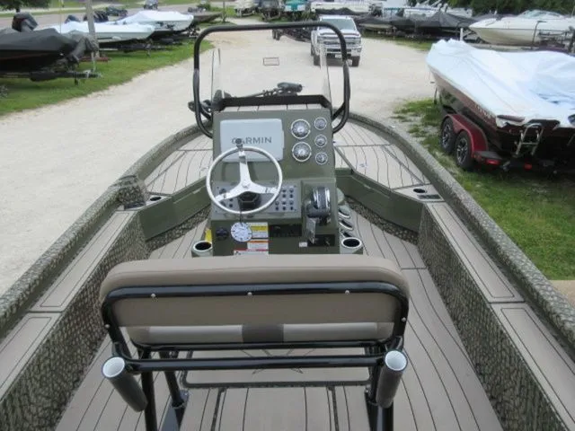 Slide: The Image of Vexus ACX2210 Center Console / 250 ProXS 4stroke/ 7 YEAR 2025 - 34