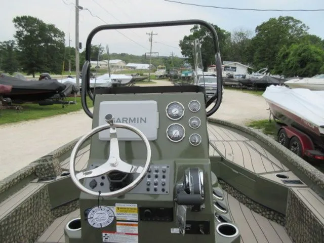 Slide: The Image of Vexus ACX2210 Center Console / 250 ProXS 4stroke/ 7 YEAR 2025 - 37