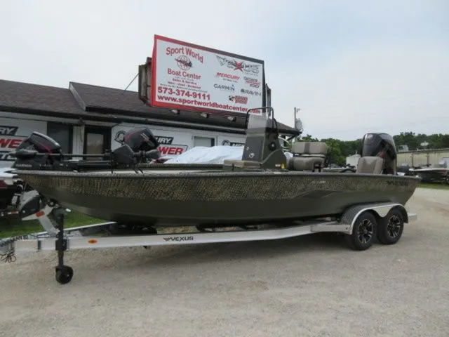 Slide: The Image of Vexus ACX2210 Center Console / 250 ProXS 4stroke/ 7 YEAR 2025 - 4