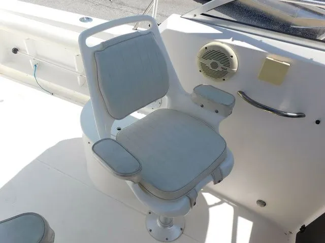 Slide: The Image of Wellcraft 216 Coastal 1996 - 15