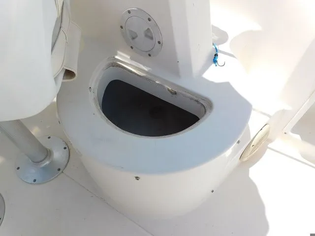 Slide: The Image of Wellcraft 216 Coastal 1996 - 17