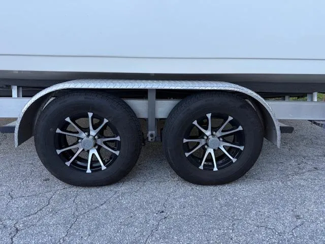 Slide: The Image of Tidewater 2410 Bay Max 2021 - 57