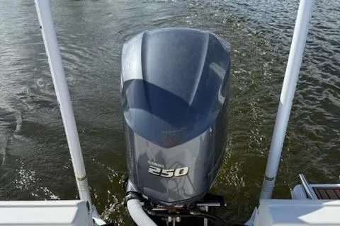 Slide: The Image of Tidewater 2410 Bay Max 2021 - 61