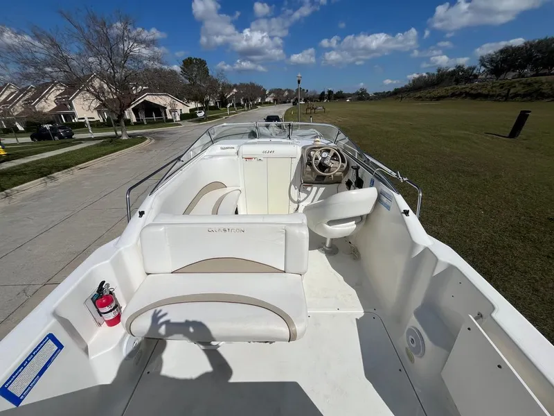 Slide: The Image of Glastron GS 249 2004 - 4