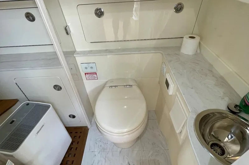 Slide: The Image of Scout 420 LXF 2020 - 75