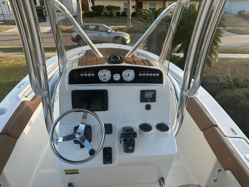 Slide: The Image of Pioneer 202 Sportfish 2024 - 54