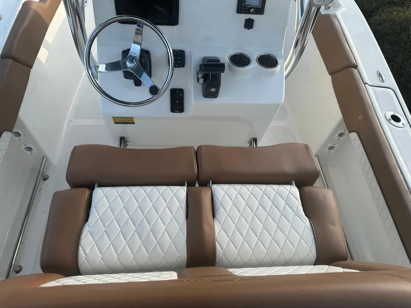 Slide: The Image of Pioneer 202 Sportfish 2024 - 55
