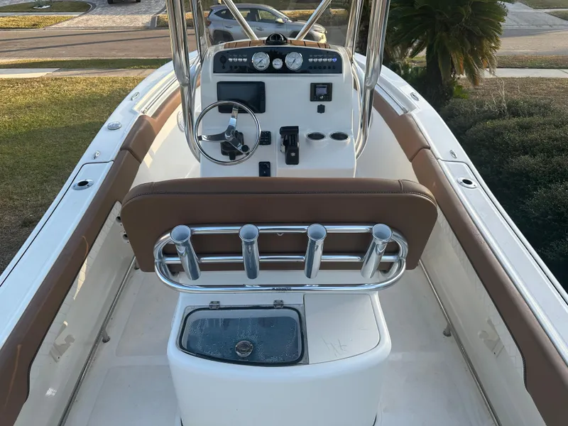 Slide: The Image of Pioneer 202 Sportfish 2024 - 58