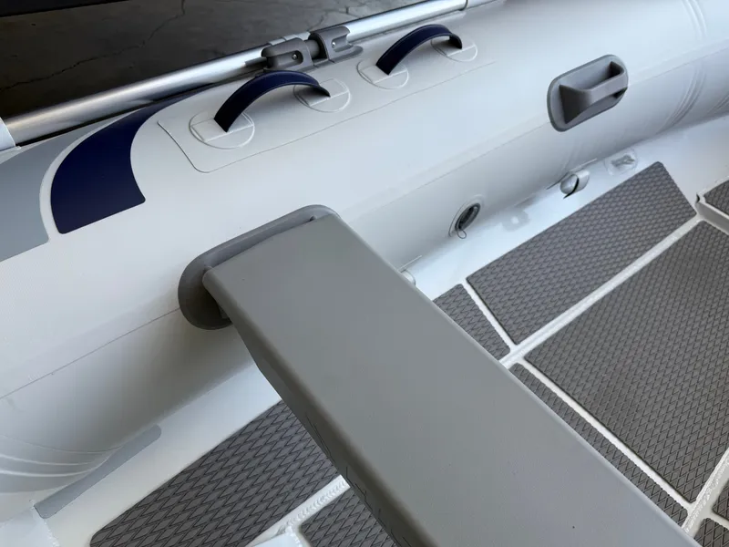 Slide: The Image of Highfield Ultra Lite 310FD 2024 - 3