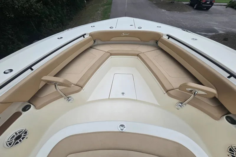 Slide: The Image of Scout 380 LXF 2020 - 63