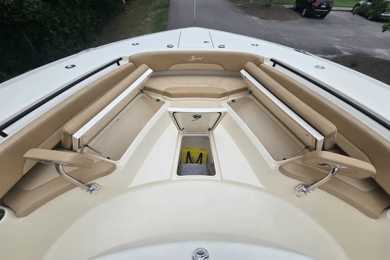 Slide: The Image of Scout 380 LXF 2020 - 64