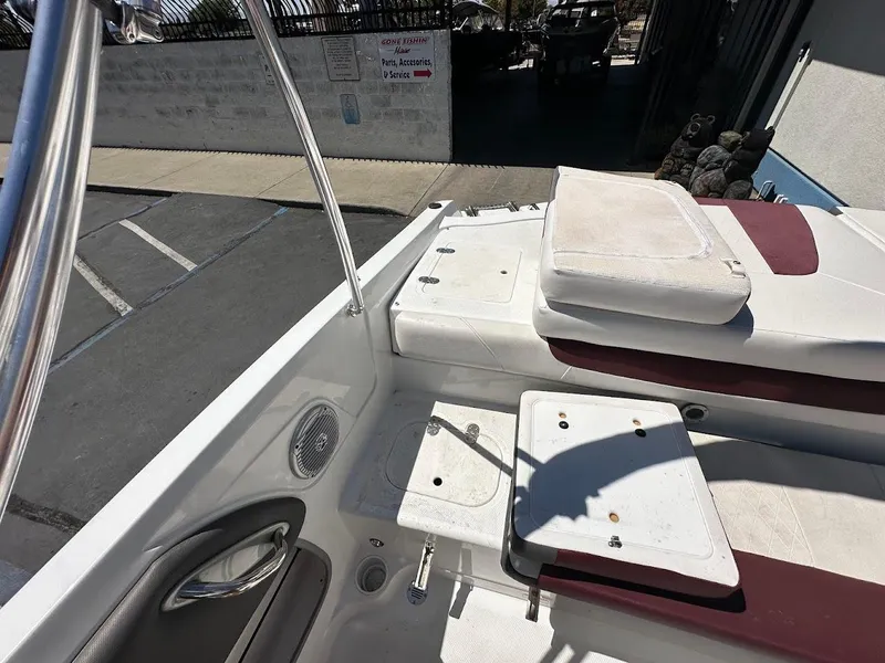 Slide: The Image of 2018 Tahoe 500 TF boat interior with seating and storage compartments. - 36