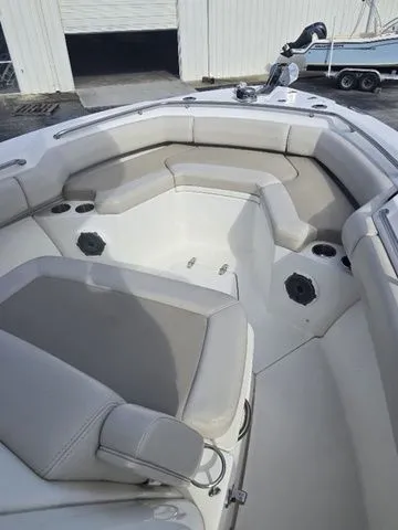 Slide: The Image of Boston Whaler 250 Outrage 2022 - 9