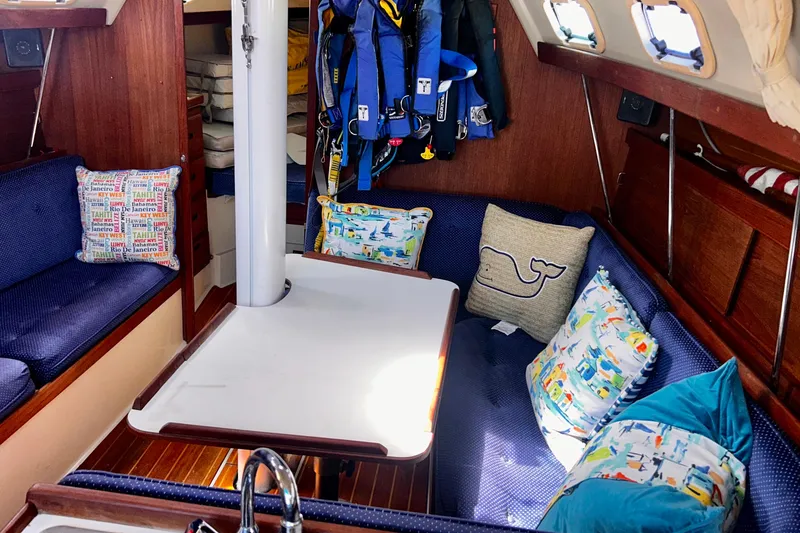 Slide: The Image of Catalina 34 MkII 1988 - 10