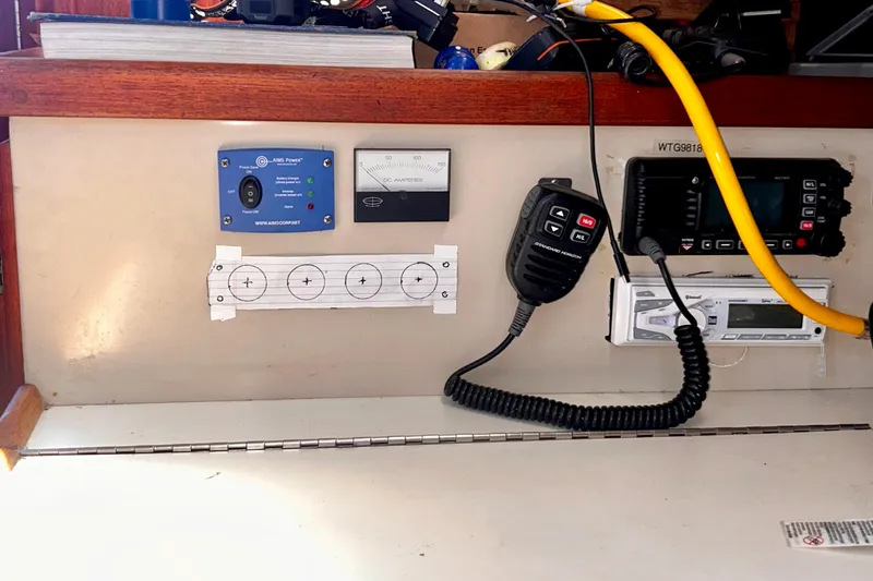 Slide: The Image of Catalina 34 MkII 1988 - 17