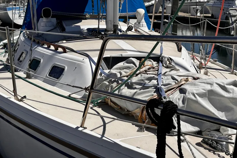 Slide: The Image of Catalina 34 MkII 1988 - 20