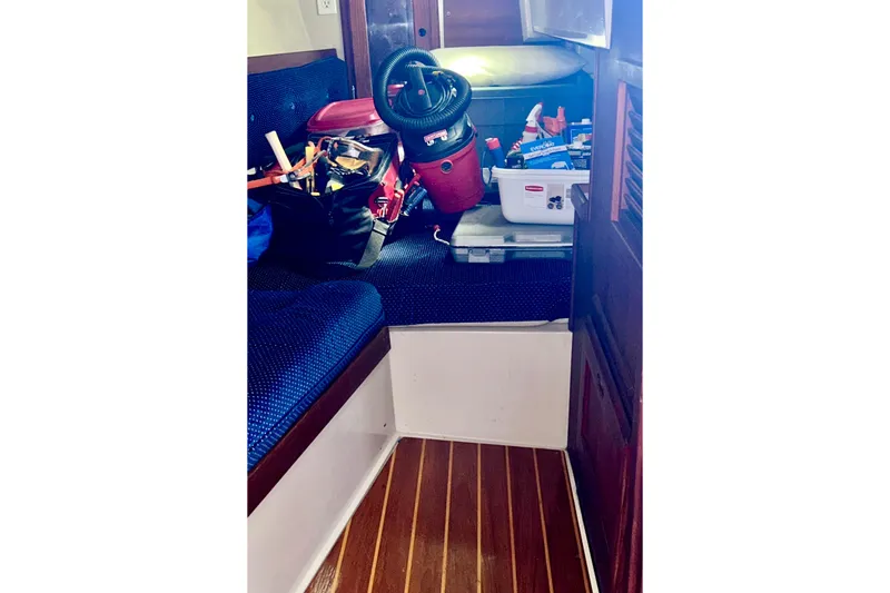 Slide: The Image of Catalina MK I 1988 - 14