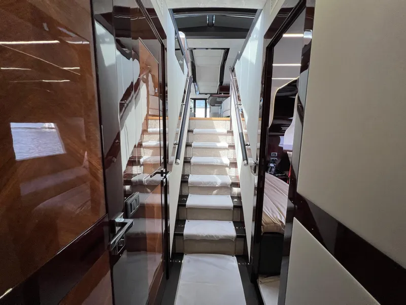 Slide: The Image of Galeon 680 Fly 2020 - 51