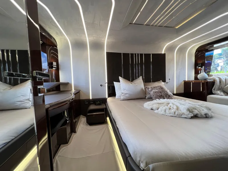 Slide: The Image of Galeon 680 Fly 2020 - 73