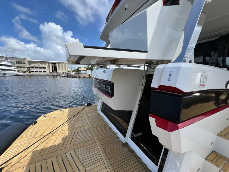 Slide: The Image of Galeon 680 Fly 2020 - 77