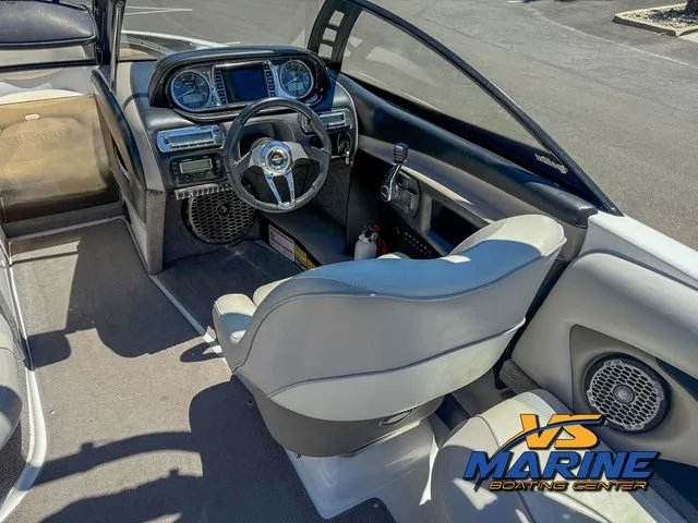 Slide: The Image of Malibu 23 LSV 2010 - 18
