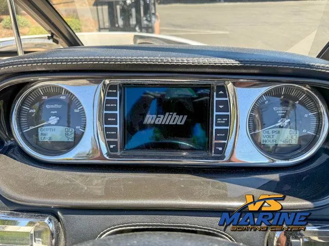 Slide: The Image of Malibu 23 LSV 2010 - 21