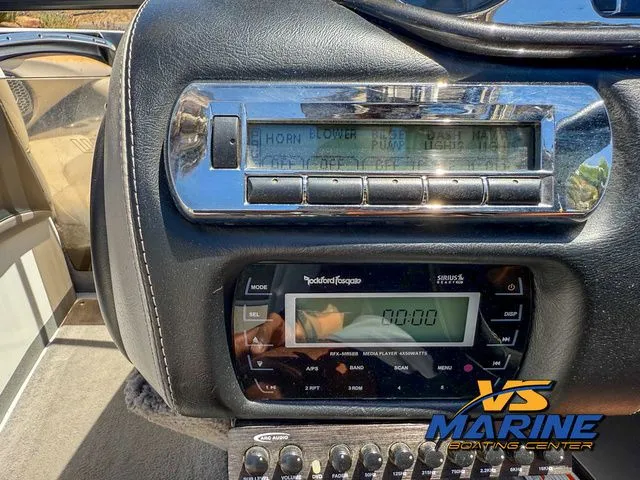 Slide: The Image of Malibu 23 LSV 2010 - 25