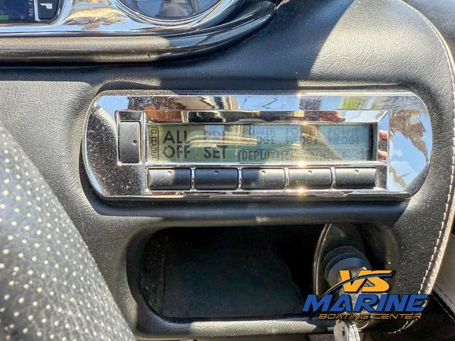 Slide: The Image of Malibu 23 LSV 2010 - 26