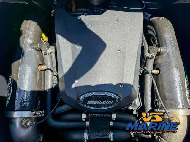 Slide: The Image of Malibu 23 LSV 2010 - 28