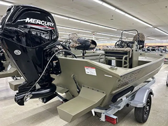 Slide: The Image of Lowe Roughneck RX1860 Tunnel Jet 2026 - 11