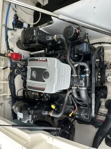 Slide: The Image of Sea Ray 230 Sundeck 2009 - 10