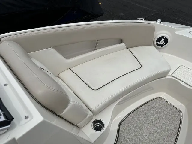 Slide: The Image of Sea Ray 230 Sundeck 2009 - 24