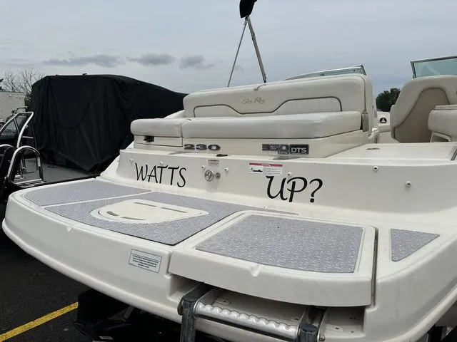 Slide: The Image of Sea Ray 230 Sundeck 2009 - 8