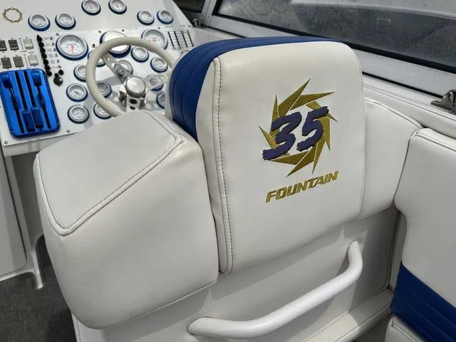 Slide: The Image of Fountain Lightening 35 2000 - 20