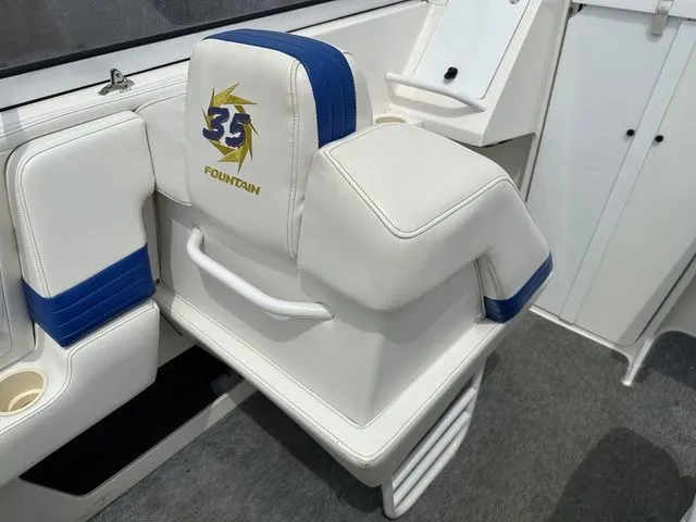 Slide: The Image of Fountain Lightening 35 2000 - 27