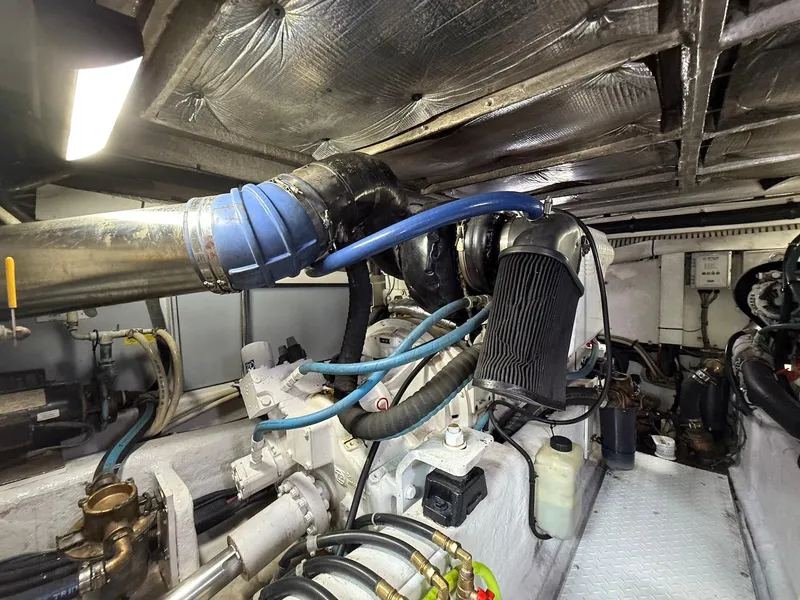 Slide: The Image of Sea Ray 52 Sedan Bridge 2007 - 57